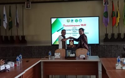 Penandatanganan MoU ITEKES Cendekia Utama Kudus dengan Perumda Tirta Muria Kudus