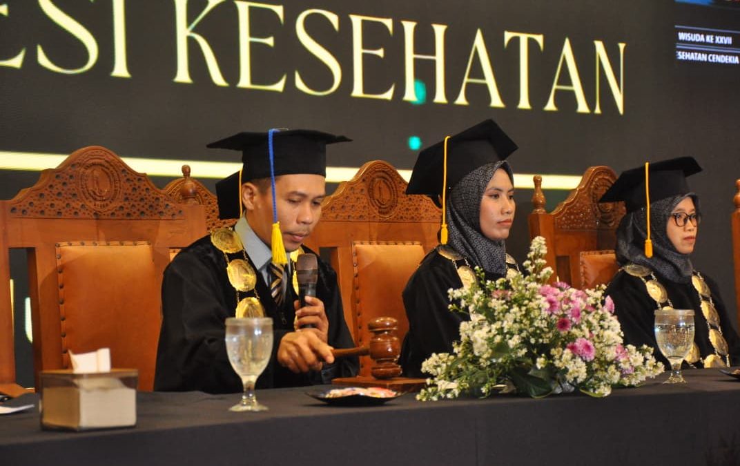 Institut Teknologi Kesehatan Cendekia Utama Kudus Gelar Wisuda Ke – 27 serta Angkat Sumpah Profesi Ners dan Profesi Apoteker