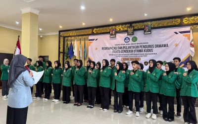 Pelantikan Presiden BEM ITEKES Cendekia Utama Kudus Periode 2025-2026