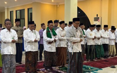 MUI Kabupaten Kudus Gelar Tarawih dan Silaturahmi Keliling di ITEKES Cendekia Utama Kudus